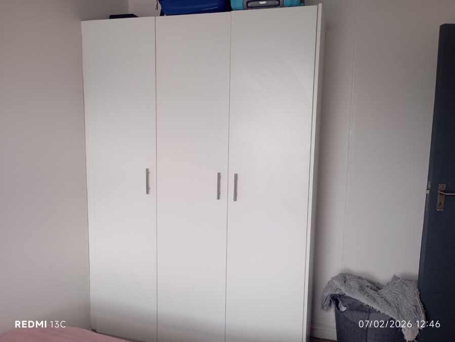 2 Bedroom Property for Sale in Glenhaven Western Cape